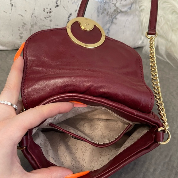Small Burgundy Michael Kors Crossbody Purse❤️ - Picture 3 of 8